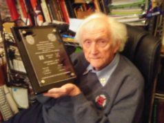 LINDBLADE PLAYED KEY ROLE IN GATEWAY COMPUTERS SUCCESS