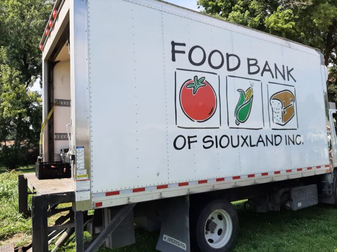 LACK OF NEW FARM BILL WILL HURT AREA FOOD BANKS KSCJ 1360