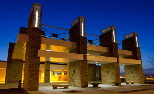Sioux+Gateway+Airport+Terminal