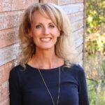 Larson, Wendy campaign photo