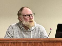 MANHOLE COVER PAINTER ASKS FOR CRIMINAL CHARGES AGAINST HIM TO BE DROPPED