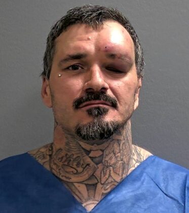 SIOUX CITY MAN ARRESTED AFTER WESTSIDE ARMED STANDOFF - KSCJ 1360