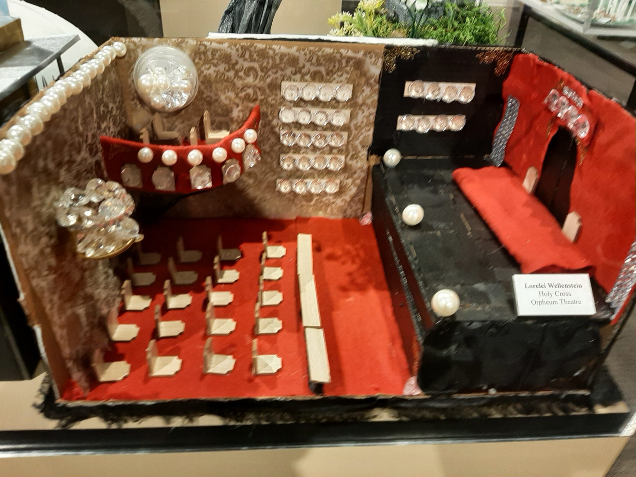 4TH GRADE HISTORY PROJECTS ON DISPLAY AT PUBLIC MUSEUM - KSCJ 1360