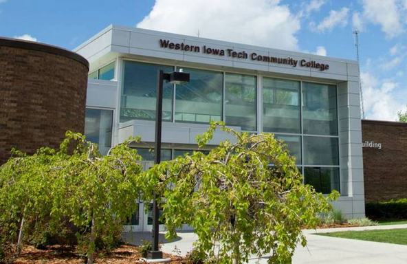 THREE FINALISTS CHOSEN FOR PRESIDENT OF WESTERN IOWA TECH