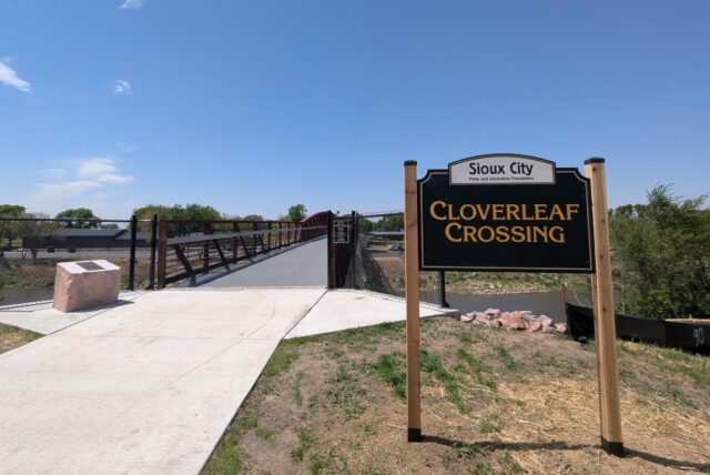 Cloverleaf Crossing_SiouxCity