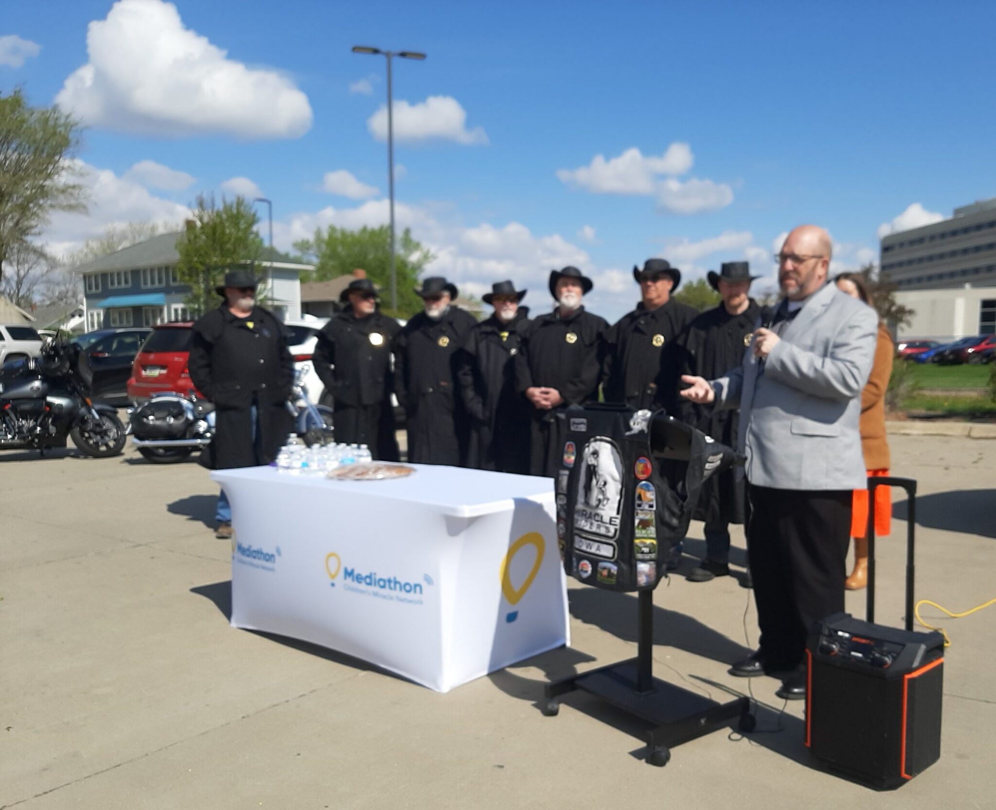MIRACLE RIDERS READY TO 