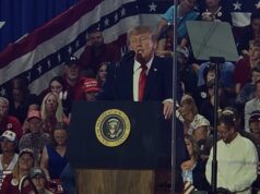 TRUMP CAMPAIGNS FOR IOWA REPUBLICANS IN SIOUX CITY RALLY
